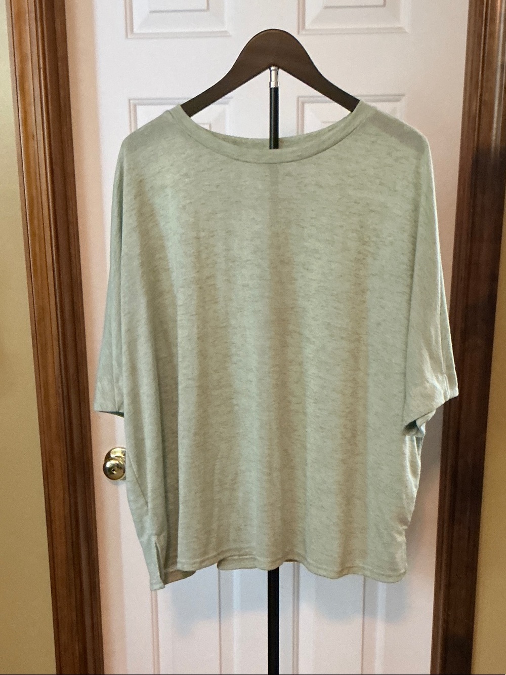 SHEIN Light Sage Relaxed Dolman Sleeve Top
